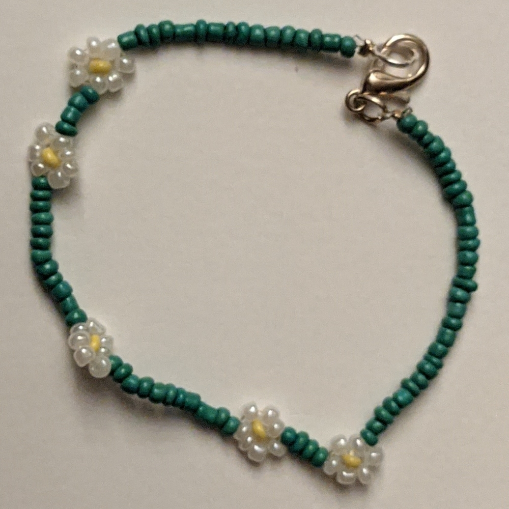 🌼 Daisy Chain Bracelet🌼
